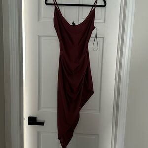 Brand new burgundy stretchy dress size M